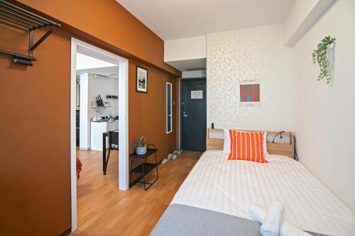 Tianma Bridge Guest House # With Electric Pole # Walking to Nanjing City # Must Swipe the Card at the Flower Hall # Directly Reach Meitan, Kyoto # Free Wifi - Location and Accessibility