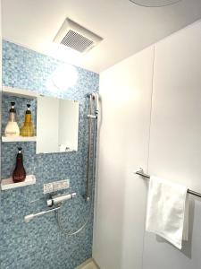 To the Hotel - Key Highlights and Recommendations