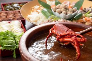 Toba Grand Hotel - Dining Options