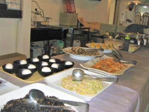 Tokyo Business Hotel - Guest Services