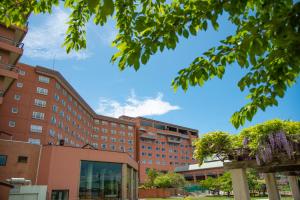 Toyako Manseikaku Hotel Lakeside Terrace - Guest Feedback and Ratings