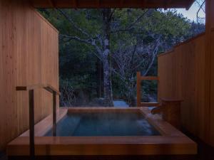 Tsukiyominoza - Exploring the Area