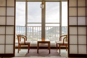 Tsuruga Tunnel Onsen Kitaguni Grand Hotel - Children and Pets
