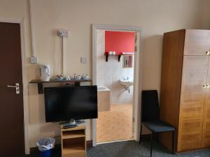 Tulip Hotel Blackpool - Parking and Arrival Information