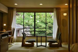 Uesugi No Miyu Gotenmori - Location and Transportation