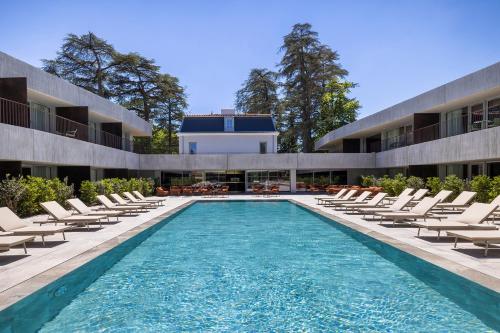 Villa Castellane - How To Book Your Stay