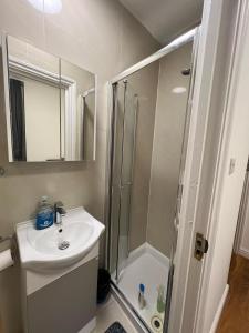 World Hotel - Transportation Options