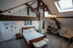 Wortley Hall Sheffield - Questions About Staying Here