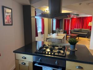 62-66 Farringdon Apartments by Condokeeper - Guest Reviews and Experiences