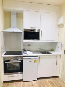 79 Chats - Worth The Stay