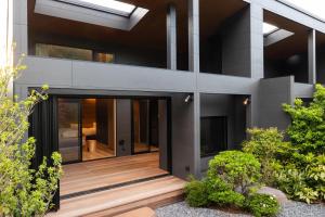 7c Villa and Winery - Additional Details