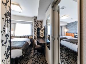 APA Hotel & Resort Midosuji Hommachi Eki Tower - Additional Policies