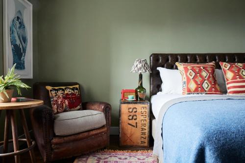 Artist Residence Brighton - Booking and Reservations