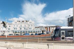 Best Western Carlton Hotel - Booking Information