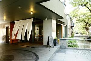 Bijuu Hotel: A Comprehensive Review - Health and Safety Measures