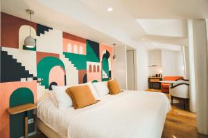 Briketenia Hotel - How To Book Your Stay
