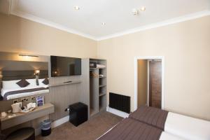 Brunel Hotel - Transportation Options