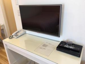 Business Hotel La Firenze - Nearby Attractions