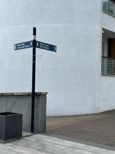 Canary Wharf Holiday Rooms - Nearby Attractions