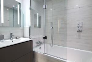 Cheval Harrington Court at South Kensington - Booking Information