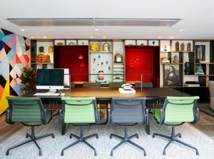 Citizenm Paris Champs-Élysées - Nearby Attractions and Activities