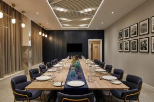 Courtyard by Marriott London City Airport - Nearby Attractions