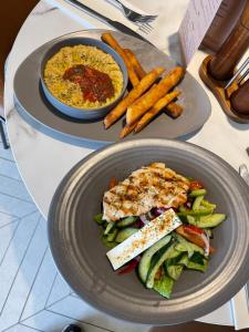 Courtyard by Marriott London Heathrow Airport - House Rules