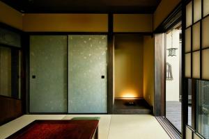 Eigetsu - Key Attractions Nearby
