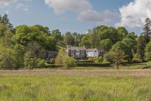 Eltermere Inn - Getting to the Property