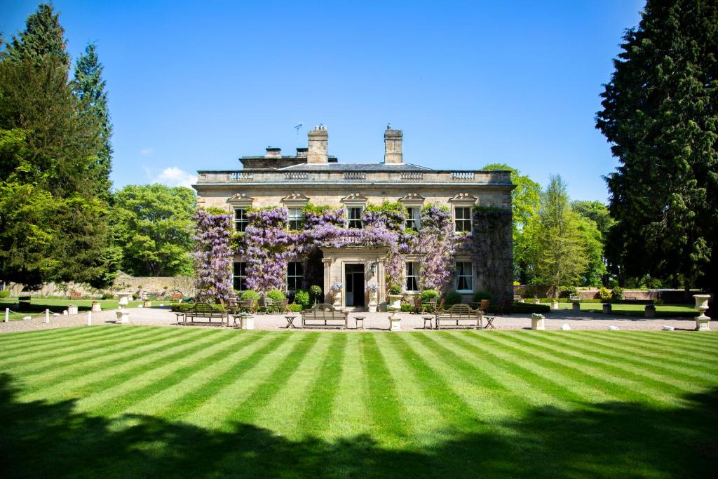 Eshott Hall - Questions About Staying Here