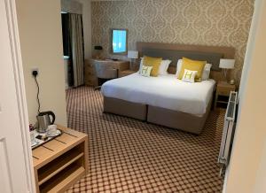 Haleys Hotel - Accessibility and Restrictions