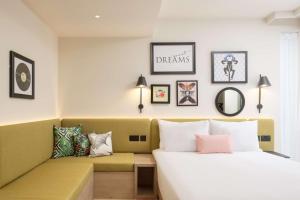 Hampton By Hilton London Old Street - Booking Information