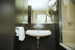 Harts Hotel - Awards and Accolades