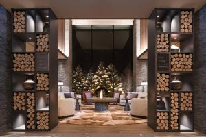 Higashiyama Niseko Village, a Ritz-Carlton Reserve - Hotel Restaurants