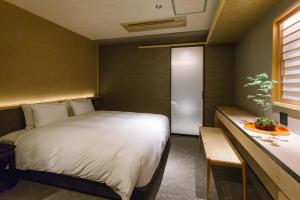 Higashiyama Shikikaboku - Frequently Asked Questions