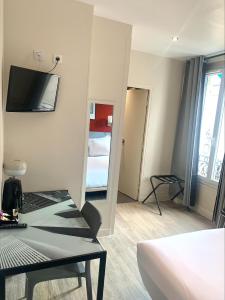 Hipotel Paris Belgrand Mairie Du 20TH - Hotel Overview and Details