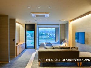 Hitoyoshi Onsen Nabeya - Frequently Asked Questions