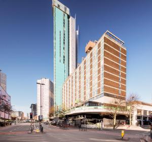 Holiday Inn Birmingham City, an IHG Hotel - Commitment to Sustainability and Loyalty
