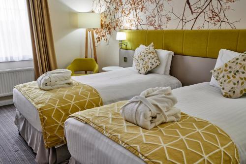 Holiday Inn Corby Kettering A43, an IHG Hotel - Accessibility and Transportation