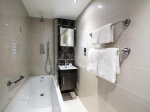 Holiday Inn London Kensington High St., an IHG Hotel - Pricing Information