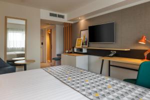 Holiday Inn South Normanton M1, Jct.28, an IHG Hotel - Policies and Regulations