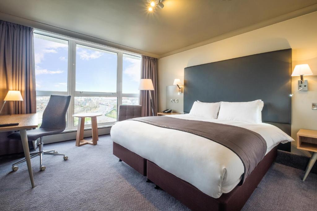 Holiday Inn Southampton, an IHG Hotel - Questions About Staying Here