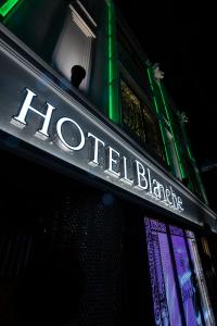 Hotel Blanche Adult Specialty - Dining and Food Services