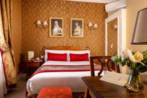 Hotel De Seine - Additional Amenities and Services