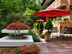 Hotel La Neige - Policies and Information