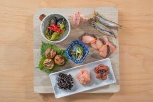 HOTEL MYSTAYS Shin Osaka Conference Center - Languages Spoken