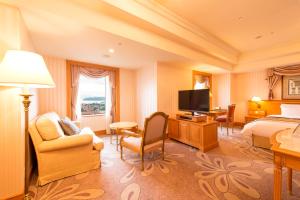 Hotel Okura JR Huis Ten Bosch - Room Amenities and Features