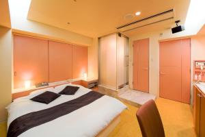 Hotel Public Jam - General Hotel Amenities