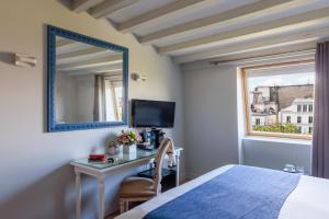 Hotel Saint Martin Bastille - Nearby Attractions