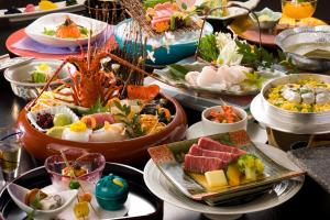 Hotel Tenzankaku Kaiyutei - Dining Experience and Cuisine